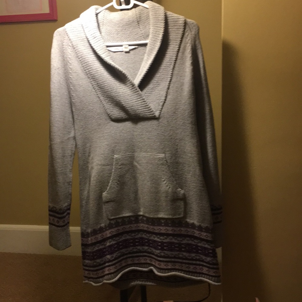 Athletea Sweater